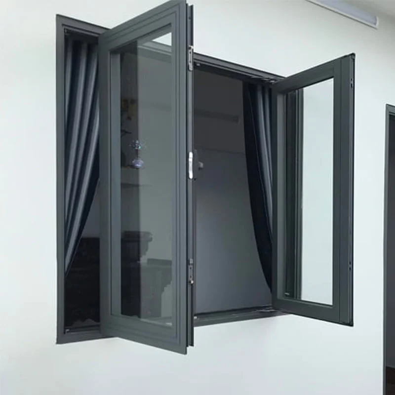 Cửa sổ mở quay L65W Class E