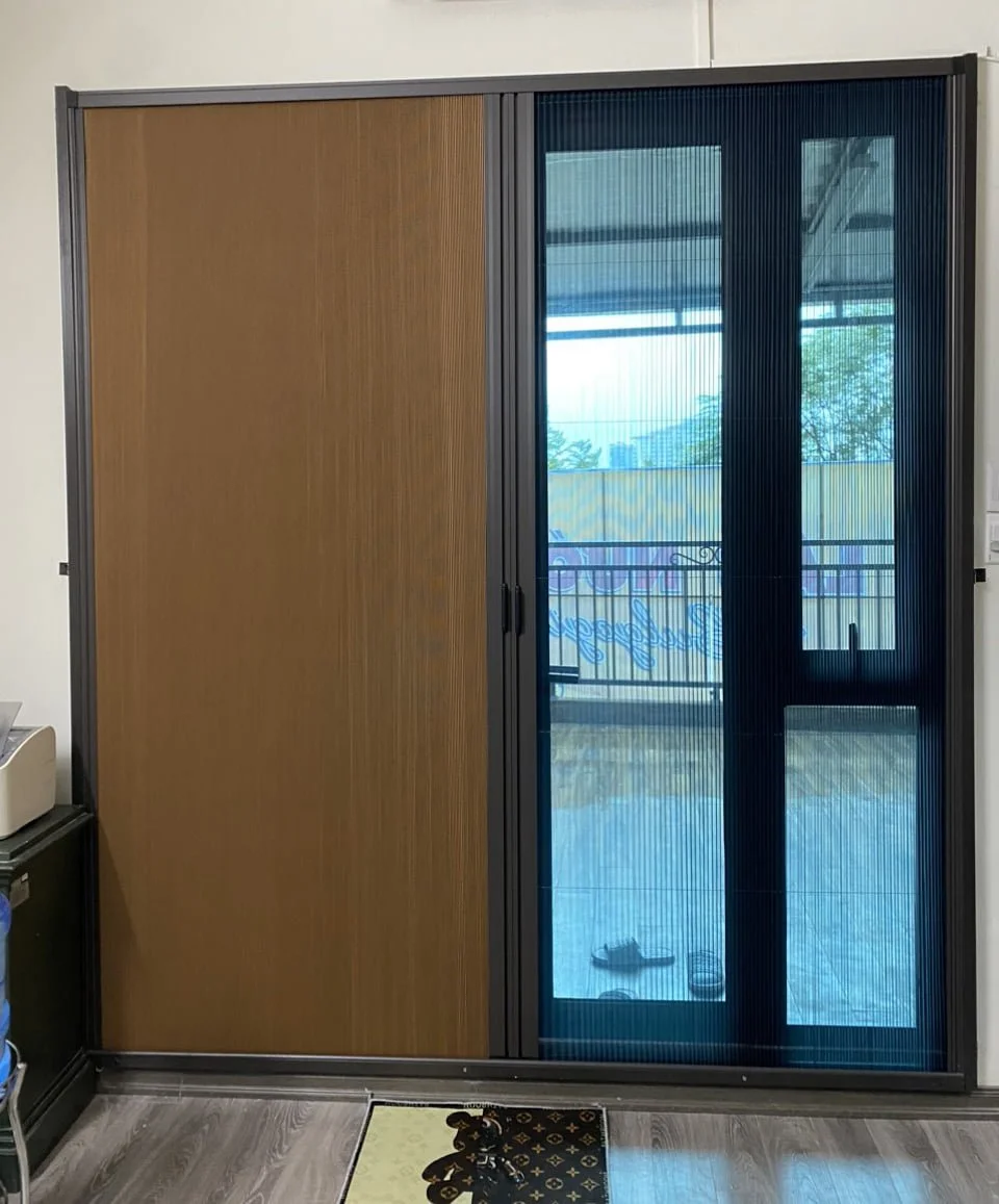 Cửa lưới chống muỗi kết hợp rèm chống nắng 2 trong 1