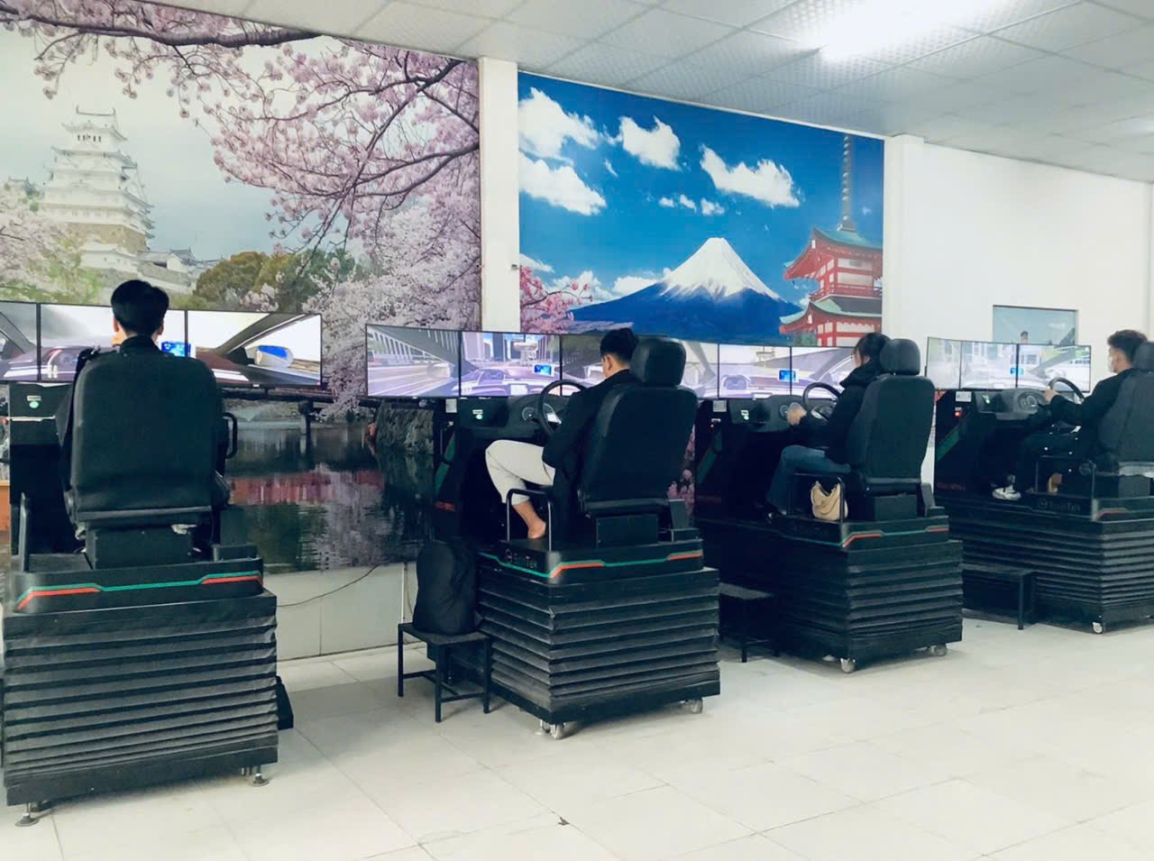 Tuyển sinh đào tại học lái xe ô tô 2 Tuyển sinh đào tại học lái xe ô tô